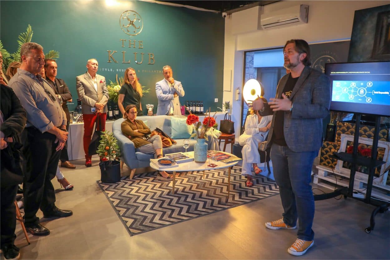 SKY UNICORN Presentation - photo 14